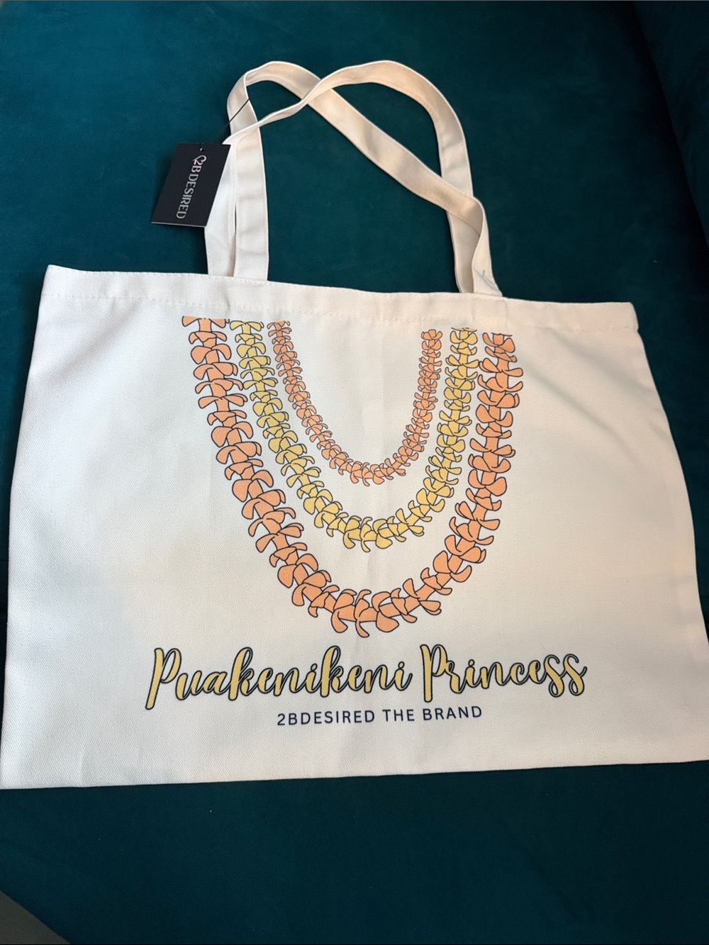 NWT 2BDesired Puakenikeni Princess Tote Bag